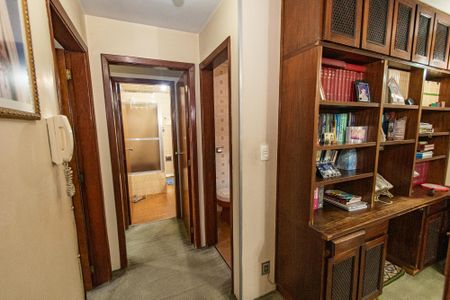 Casa à venda com 298m², 3 quartos e 3 vagasHall dos quartos