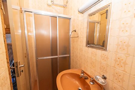 Casa à venda com 298m², 3 quartos e 3 vagasBanheiro de serviço 2