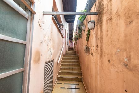 Casa à venda com 298m², 3 quartos e 3 vagasCorredor