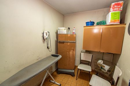 Casa à venda com 298m², 3 quartos e 3 vagasQuarto de serviço