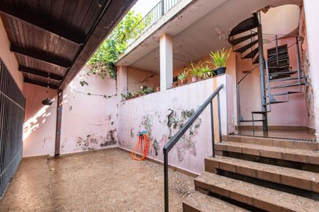 Casa à venda com 298m², 3 quartos e 3 vagasQuintal