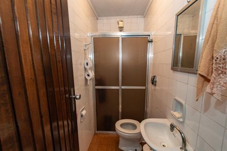 Casa à venda com 298m², 3 quartos e 3 vagasBanheiro de serviço