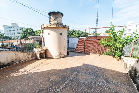 Casa à venda com 298m², 3 quartos e 3 vagasTerraço