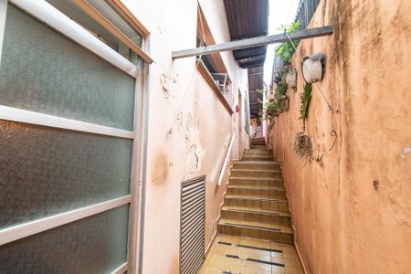 Casa à venda com 298m², 3 quartos e 3 vagasCorredor