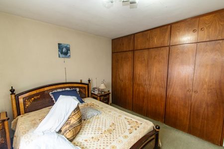 Casa à venda com 298m², 3 quartos e 3 vagasSuíte