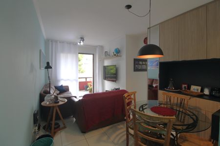 Apartamento à venda com 71m², 3 quartos e 1 vagaSala