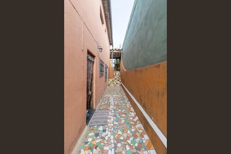 Casa à venda com 91m², 2 quartos e 2 vagasCorredor