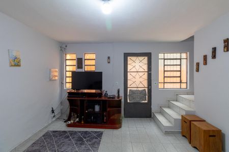 Casa à venda com 91m², 2 quartos e 2 vagasSala