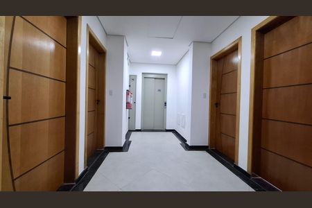 Apartamento à venda com 100m², 2 quartos e 1 vagaElevador