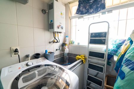 Apartamento à venda com 68m², 2 quartos e 1 vagaÁrea de Serviço