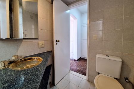 Apartamento à venda com 172m², 3 quartos e 1 vagaBanheiro da Suíte