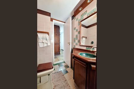 Apartamento à venda com 172m², 3 quartos e 1 vagaBanheiro 2