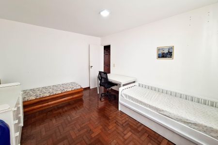 Apartamento à venda com 172m², 3 quartos e 1 vagaQuarto 2