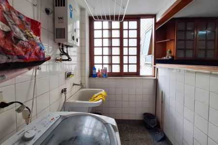 Apartamento à venda com 172m², 3 quartos e 1 vagaÁrea de Serviço