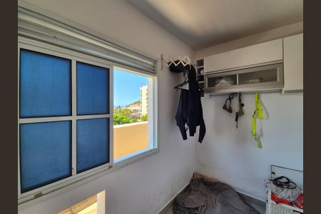 Apartamento à venda com 210m², 3 quartos e 1 vagaÁrea de Serviço