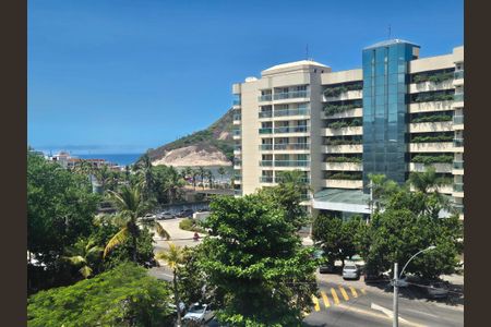 Apartamento à venda com 210m², 3 quartos e 1 vagaVista