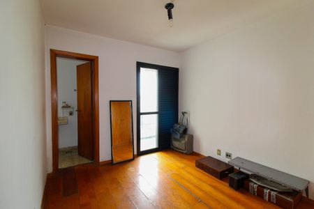 Apartamento à venda com 187m², 4 quartos e 3 vagas Apartamento à venda com 187m², 4 quartos e 3 vagasQuarto 3 - Suíte