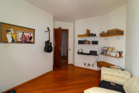 Apartamento à venda com 187m², 4 quartos e 3 vagas Apartamento à venda com 187m², 4 quartos e 3 vagasQuarto 2