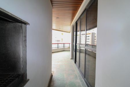 Apartamento à venda com 187m², 4 quartos e 3 vagas Apartamento à venda com 187m², 4 quartos e 3 vagasVaranda da Sala