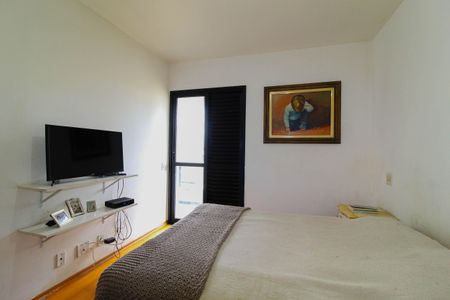 Apartamento à venda com 187m², 4 quartos e 3 vagas Apartamento à venda com 187m², 4 quartos e 3 vagasQuarto 4 - Suíte