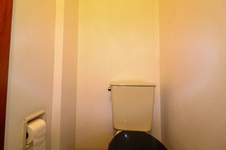 Apartamento à venda com 187m², 4 quartos e 3 vagas Apartamento à venda com 187m², 4 quartos e 3 vagasLavabo