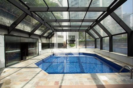 Apartamento à venda com 187m², 4 quartos e 3 vagas Apartamento à venda com 187m², 4 quartos e 3 vagasPiscina Coberta