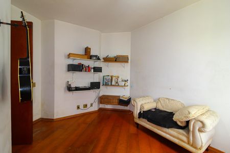 Apartamento à venda com 187m², 4 quartos e 3 vagas Apartamento à venda com 187m², 4 quartos e 3 vagasQuarto 2