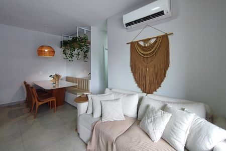 Apartamento à venda com 77m², 3 quartos e 2 vagasSala