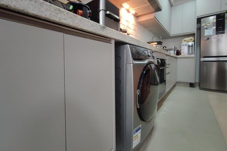 Apartamento à venda com 77m², 3 quartos e 2 vagasCozinha e Área de Serviço