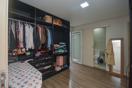 Casa à venda com 202m², 3 quartos e 2 vagasSuite 2