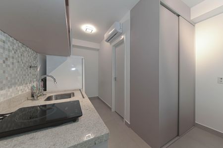 Studio para alugar com 25m², 1 quarto e sem vaga Studio para alugar com 25m², 1 quarto e sem vagaCozinha