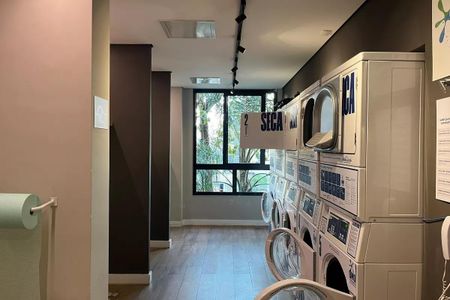 Studio para alugar com 24m², 1 quarto e sem vaga Studio para alugar com 24m², 1 quarto e sem vagaÁrea comum - Lavanderia