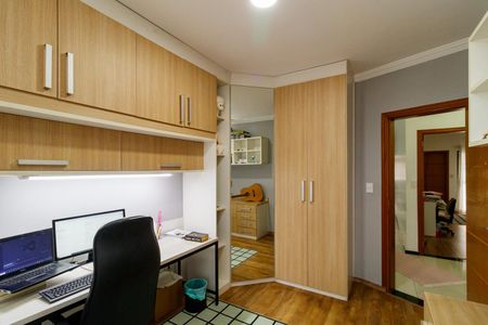 Casa à venda com 300m², 4 quartos e 6 vagasQuarto 1