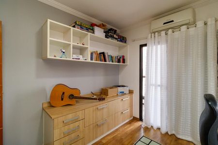 Casa à venda com 300m², 4 quartos e 6 vagasQuarto 1