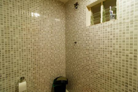 Casa à venda com 300m², 4 quartos e 6 vagasLavabo 2