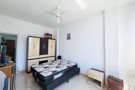 Apartamento à venda com 45m², 1 quarto e sem vagaSala/Quarto