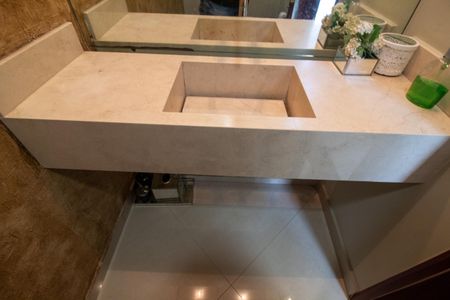 Casa à venda com 1100m², 4 quartos e 8 vagasLavabo