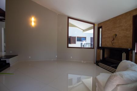 Casa à venda com 1100m², 4 quartos e 8 vagasSala