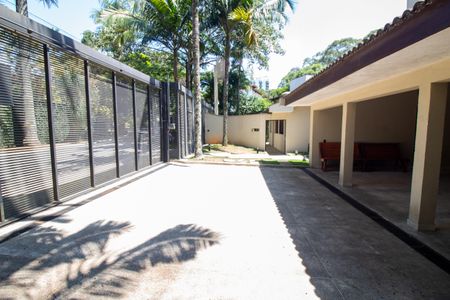 Casa à venda com 1100m², 4 quartos e 8 vagasGaragem
