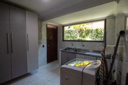 Casa à venda com 1100m², 4 quartos e 8 vagasÁrea de Serviço