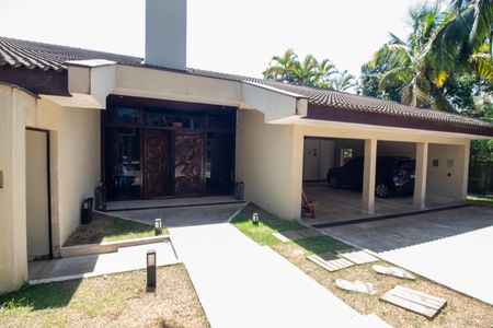 Casa à venda com 1100m², 4 quartos e 8 vagasGaragem