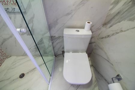 Casa à venda com 1100m², 4 quartos e 8 vagasBanheiro da Suíte 3