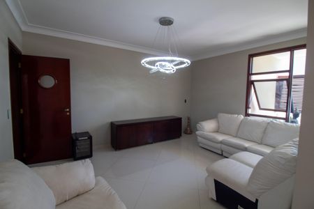 Casa à venda com 1100m², 4 quartos e 8 vagasSala 3