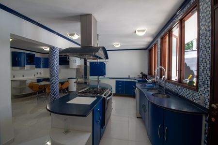 Casa à venda com 1100m², 4 quartos e 8 vagasCozinha