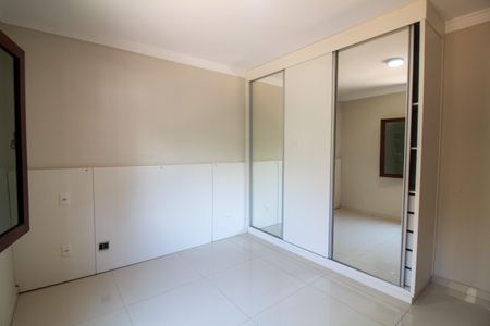 Casa à venda com 1100m², 4 quartos e 8 vagasSuíte 2
