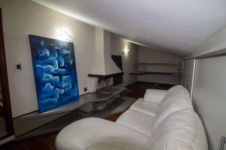 Casa à venda com 1100m², 4 quartos e 8 vagasSala 4