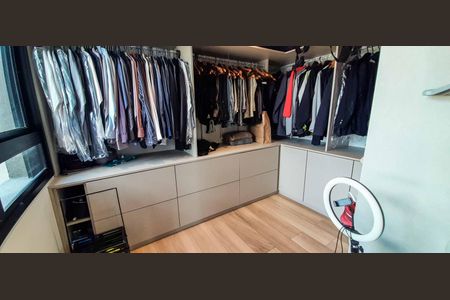 Apartamento à venda com 106m², 1 quarto e 2 vagasCloset da Suíte