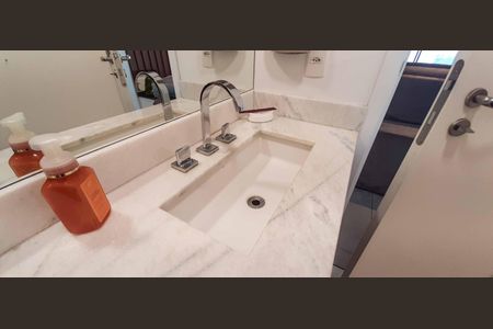 Apartamento à venda com 106m², 1 quarto e 2 vagasBanheiro Social