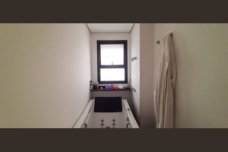 Apartamento à venda com 106m², 1 quarto e 2 vagasBanheira da Suíte