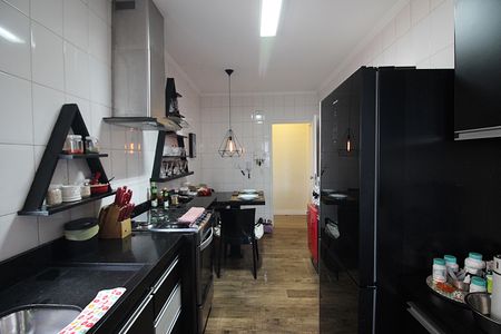 Apartamento para alugar com 106m², 3 quartos e 2 vagasCozinha